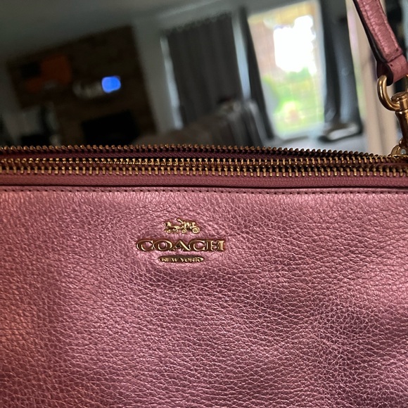 Coach Lyla Leather Crossbody IM/Metallic Tulip - Picture 5 of 5